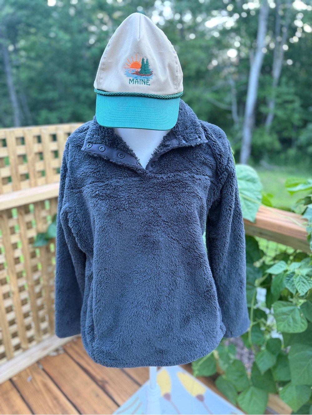 Eddie Bauer Gray Sherpa Fleece Pullover M *HAT NOT INCLUDED*